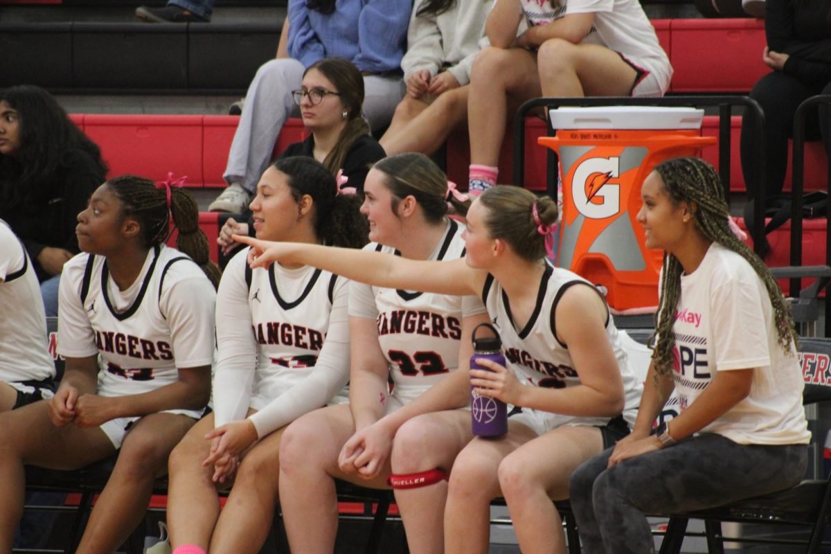 Vista’s Varsity girls are always analyzing and carefully watching over the game: pointing out some moments and being happy for their teammates. 
